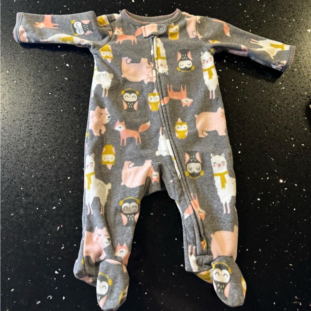 Carters baby girl footed sleeper pajamas 0-3 months